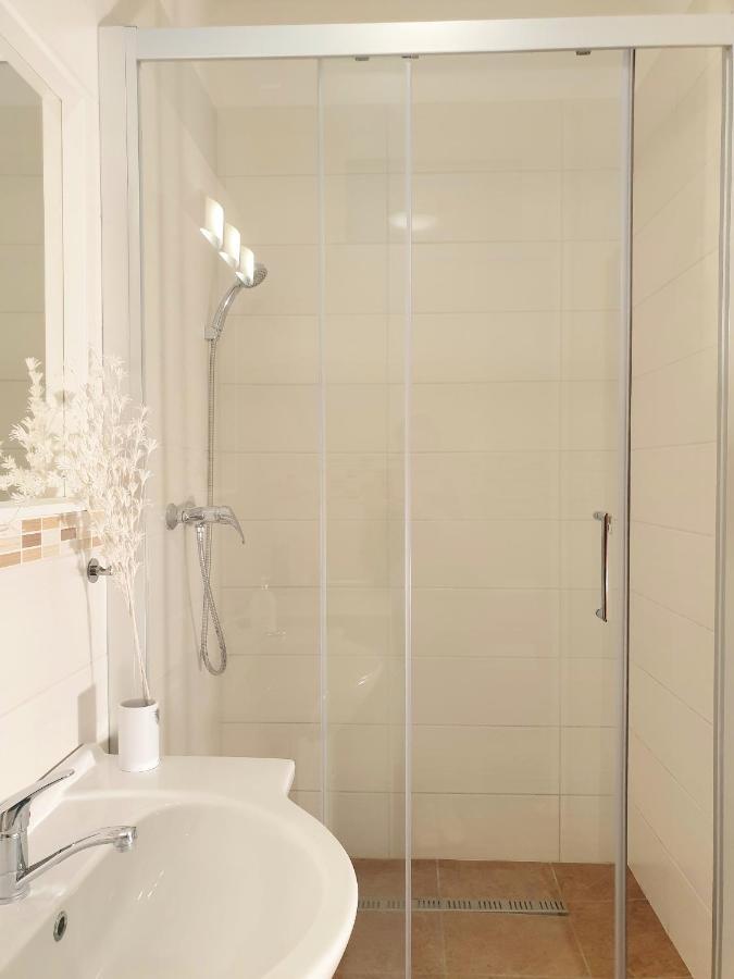 Apartman Central, Self Check In 24 H, Free Parking Banska Bystrica Exterior photo