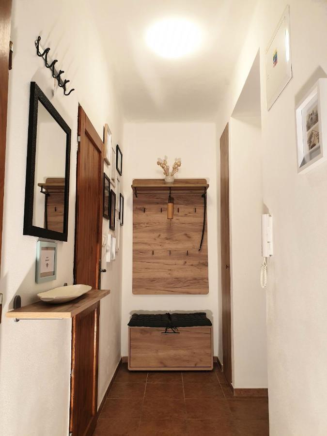 Apartman Central, Self Check In 24 H, Free Parking Banska Bystrica Exterior photo